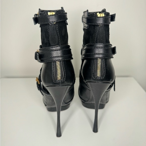 Alexander McQueen Ankle Booties with Stiletto Platform - A Bold Statement - Picture 4 of 9